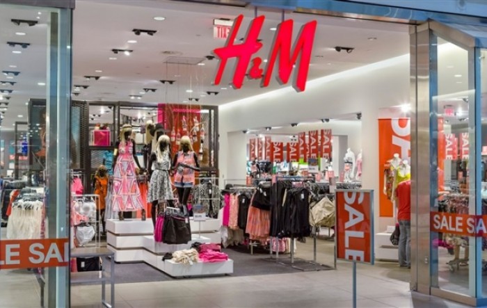 H&M se oporavio od ljetnih padova i poslovnu godinu završio rastom prihoda