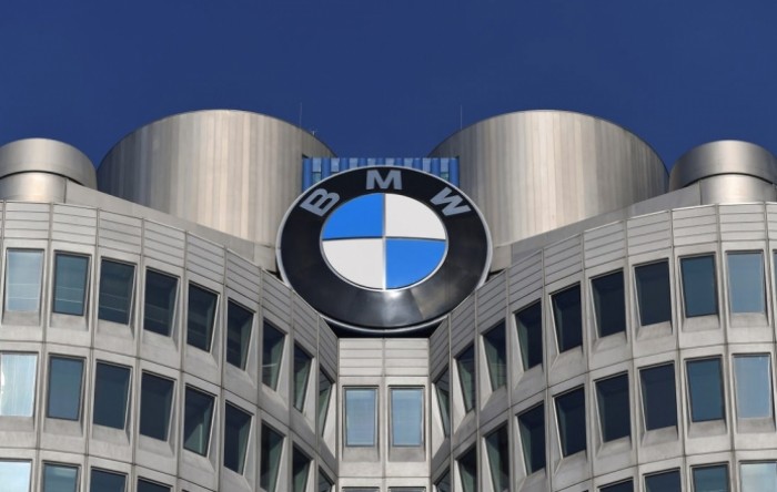 BMW počinje proizvoditi zaštitne maske