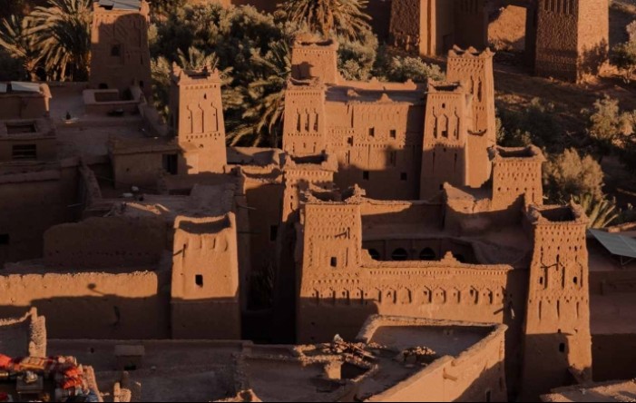 Mogućnosti ulaganja: Istraživanje rastuće turističke industrije tokom putovanja u Maroko