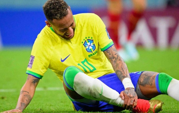 Neymar zbog ozljede završio sezonu