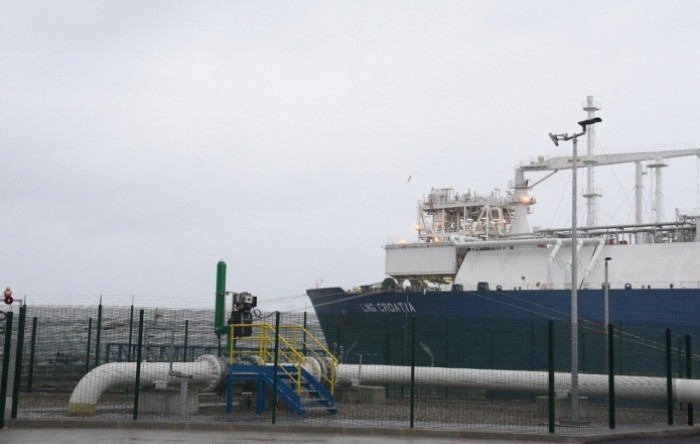 LNG terminal: Ekonomija gubi milijun i pol kuna po svakom tankeru koji ne dođe u Omišalj