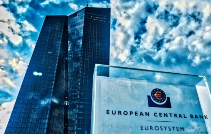 ECB poziva na obuzdavanje apetita za pvećanjem plaća