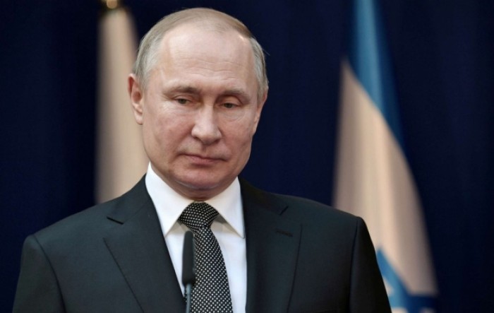 Putin: Ruska flota sposobna otkriti i uništiti bilo koju metu
