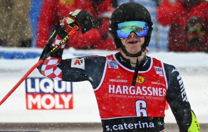 Zubčić završio sezonu kao peti skijaš svijeta