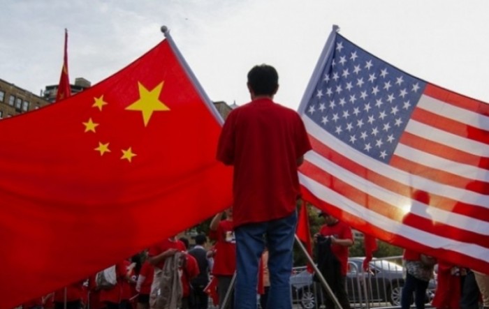 CEBR: Kina će zbog pandemije ranije prestići SAD