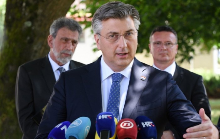 Plenković: Vlada će za dva tjedna objaviti gospodarske projekcije za 2023.