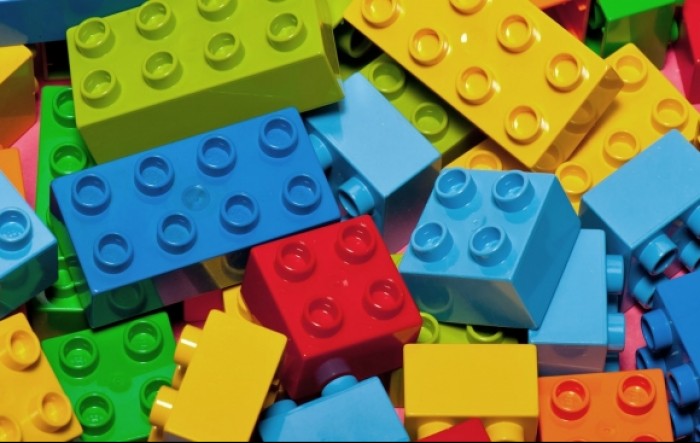 Lego u polugodištu s rekordnom dobiti i prihodima
