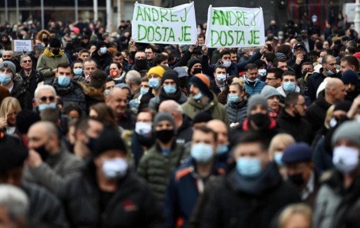 Nekoliko tisuća ljudi na velikom prosvjedu poduzetnika u Zagrebu
