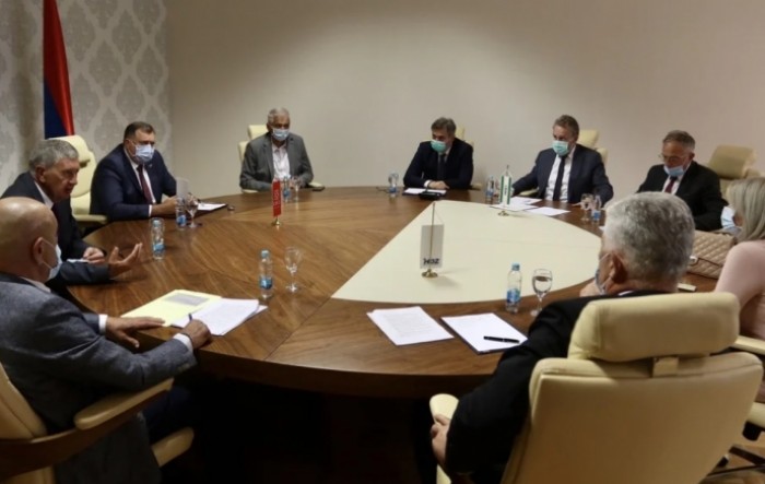 Čović, Izetbegović i Dodik dogovorili proračun, problem su im imenovanja