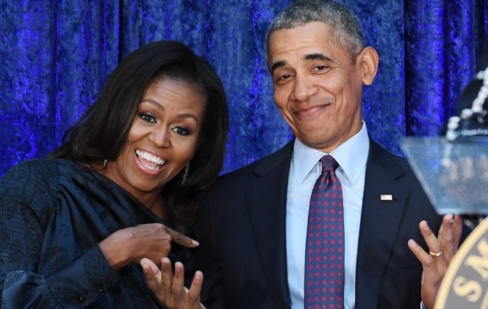 Barack i Michelle Obama sklopili ugovor s Netflixom