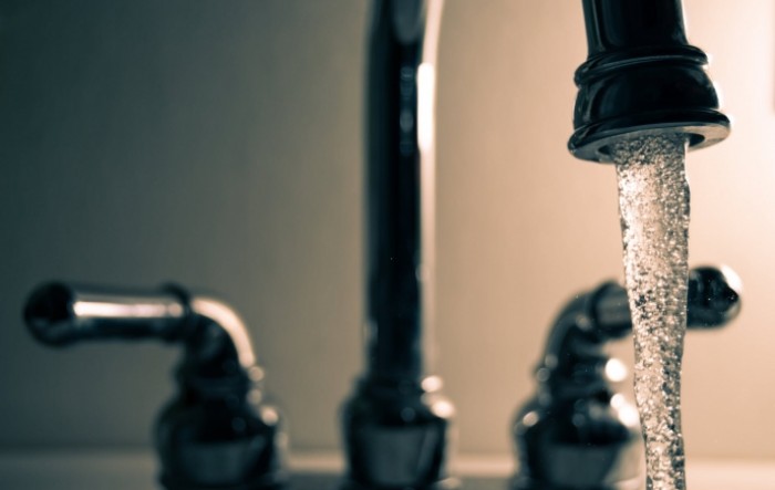 Sedam naselja u Lici zbog suše ostalo bez pitke vode