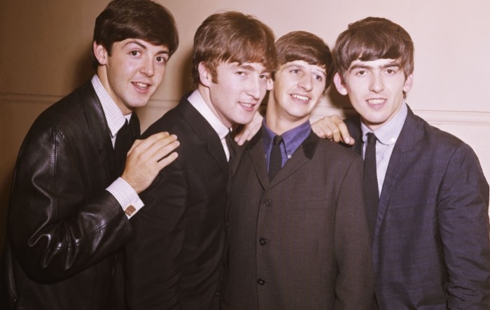 Sam Mendes režira četiri biografska filma o Beatlesima