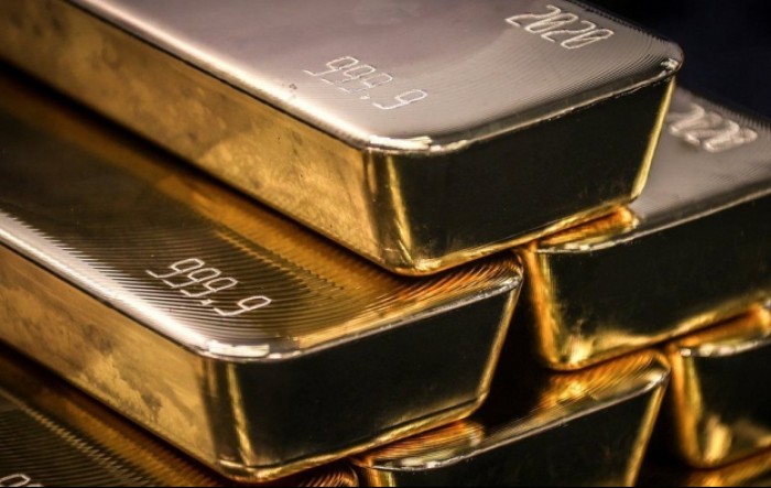 Rekordna cijena zlata, raste potražnja za polugama i zlatnicima