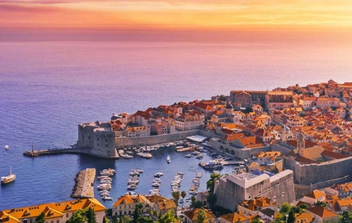 Dubrovnik s velikim oprezom čeka turističku sezonu