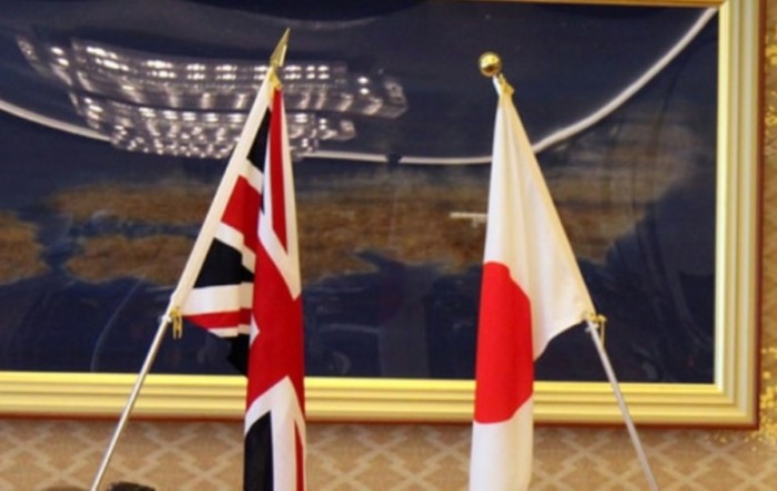 Britanija s Japanom potpisala pri post-Brexit trgovinski sporazum