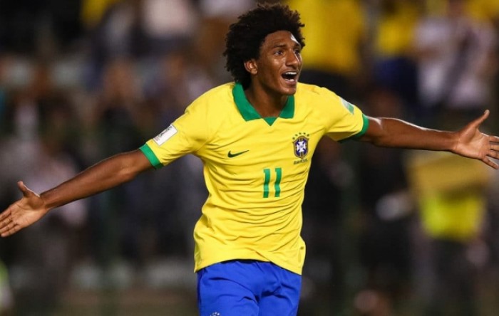 Liverpool želi dovesti 17-godišnjeg Brazilca Tallesa Magna