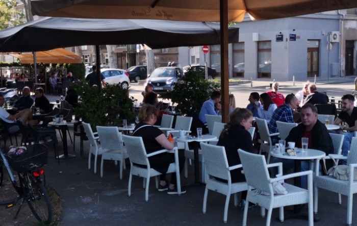 Zagrebački kafići zatvaraju svoja vrata na sat vremena