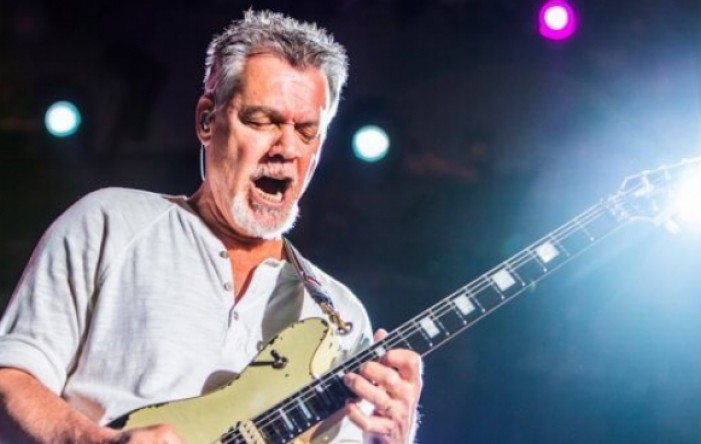 Preminuo legendarni gitarist Eddie Van Halen