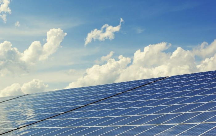 Slovenska vlada za solarne elektrane za kućanstva namijenila 14 milijuna eura