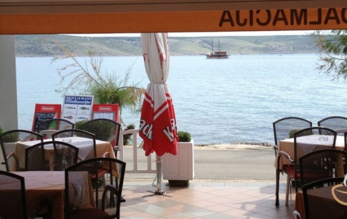 Nacionalni stožer usvojio strogi protokol za turiste na Jadranu