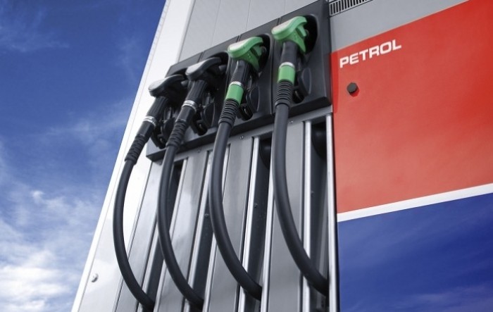 Dramatično upozorenje Petrola: Prijeti nestašica goriva