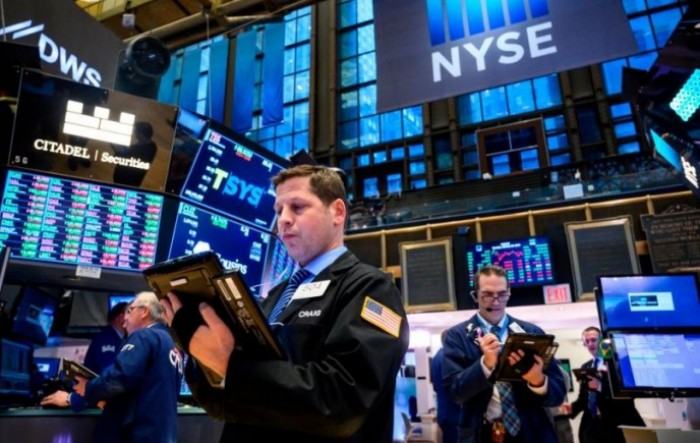 Wall Street pao uoči predsjedničke debate