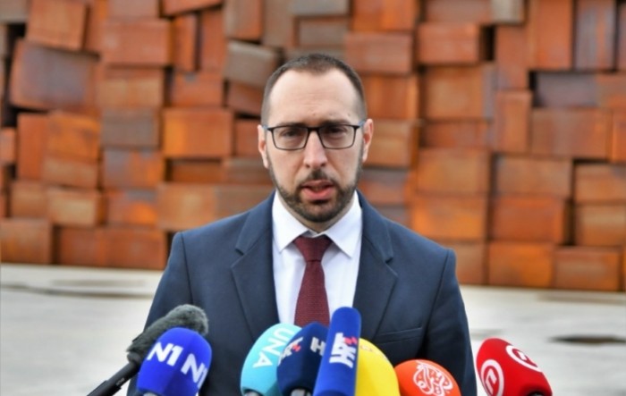 Tomašević: Zagreb je na raspolaganju za obnovu, ali zakonski nije odgovoran