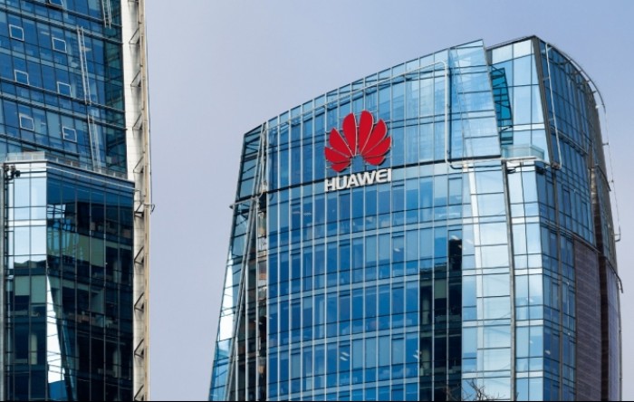 Huawei koristio i američku tehnologiju u kreiranju naprednog čipa