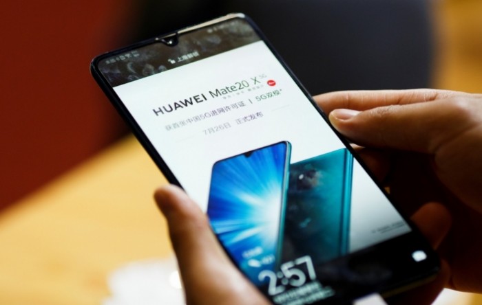 Janša o Huaweiju: Jedan dobavljač 5G tehnologije nosi rizike, mi to shvaćamo ozbiljno