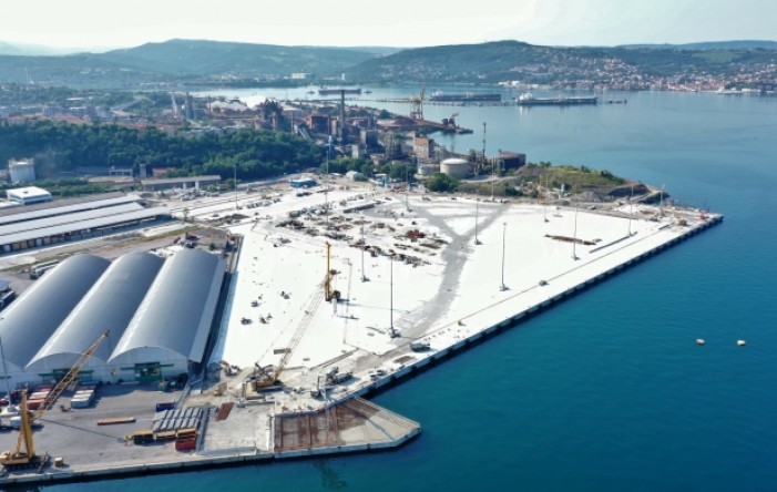 Hamburger Hafen und Logistik postao većinski vlasnik logistčke platforme u Luci Trst