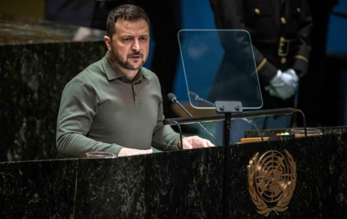 Zelenski: Putin pokušava manipulirati Trumpovim mirovnim naporima