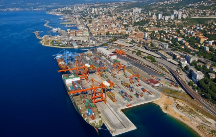 Luka Rijeka postat će jače kontejnersko središte od Kopra i Trsta
