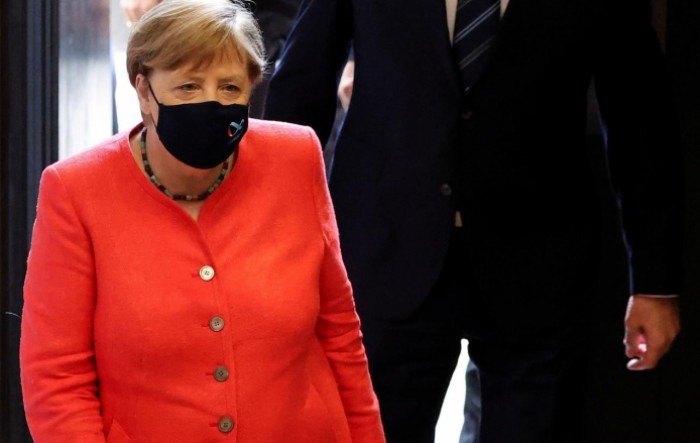 Njemačka: Zabrana za masovna događanja do kraja godine, kazne za nenošenje maski