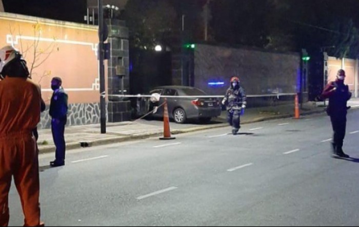 Argentina: Muškarac se automobilom zaletio u vrata kineskog veleposlanstva