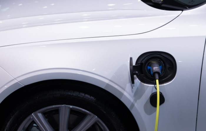 Njemačka će potaknuti razvoj infrastrukture za električne automobile
