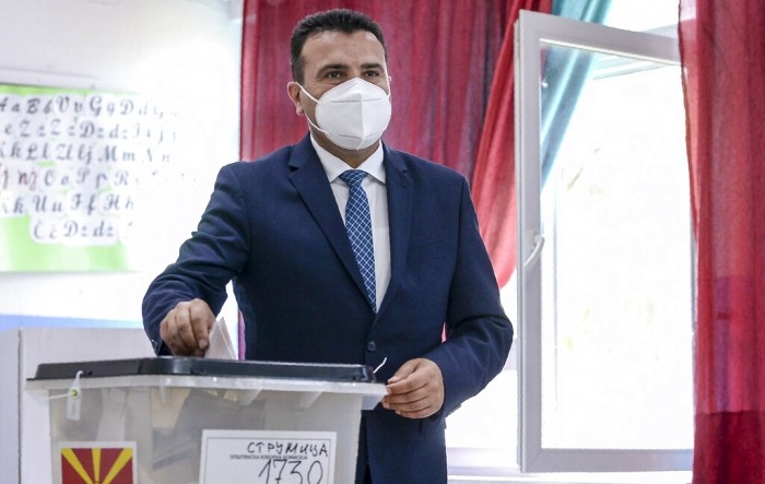 Zaev u blagoj prednosti na makedonskim parlamentarnim izborima