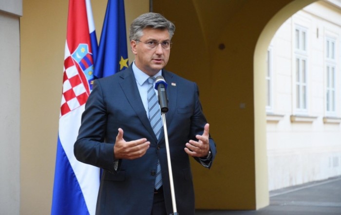 Plenković diplomatima: Ukupni brojevi zabrinjavajući, no različiti od kliničke slike