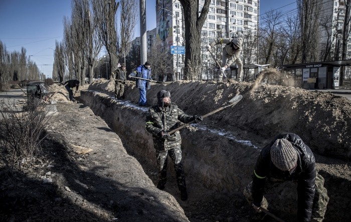 Ruske snage pokušavaju odsjeći Kijev