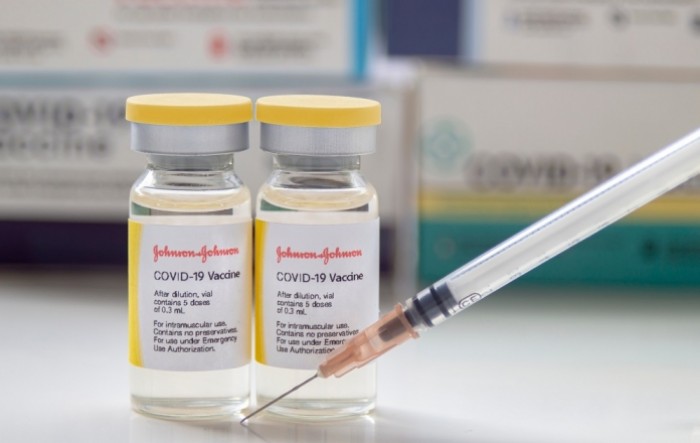 SAD: Stručnjaci preporučili drugu dozu za cijepljene J&J-om protiv koronavirusa