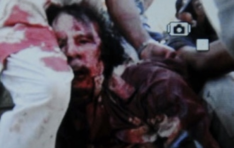 Još se ne zna kako je umro Moamer Gaddafi?