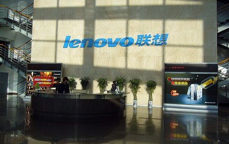 Lenovo: Dobit potonula 51%, slijede otuštanja