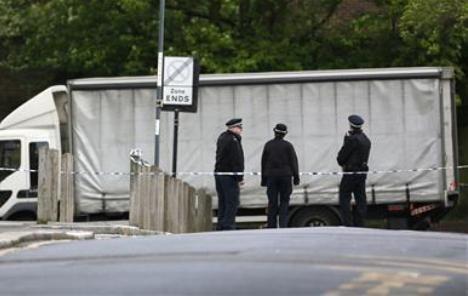 Napadač ubijen, više izbodenih u novom terorističkom napadu u Londonu