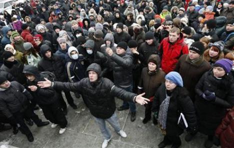 Desetine tisuća Moskovljana na prosvjedu protiv Putina (VIDEO)